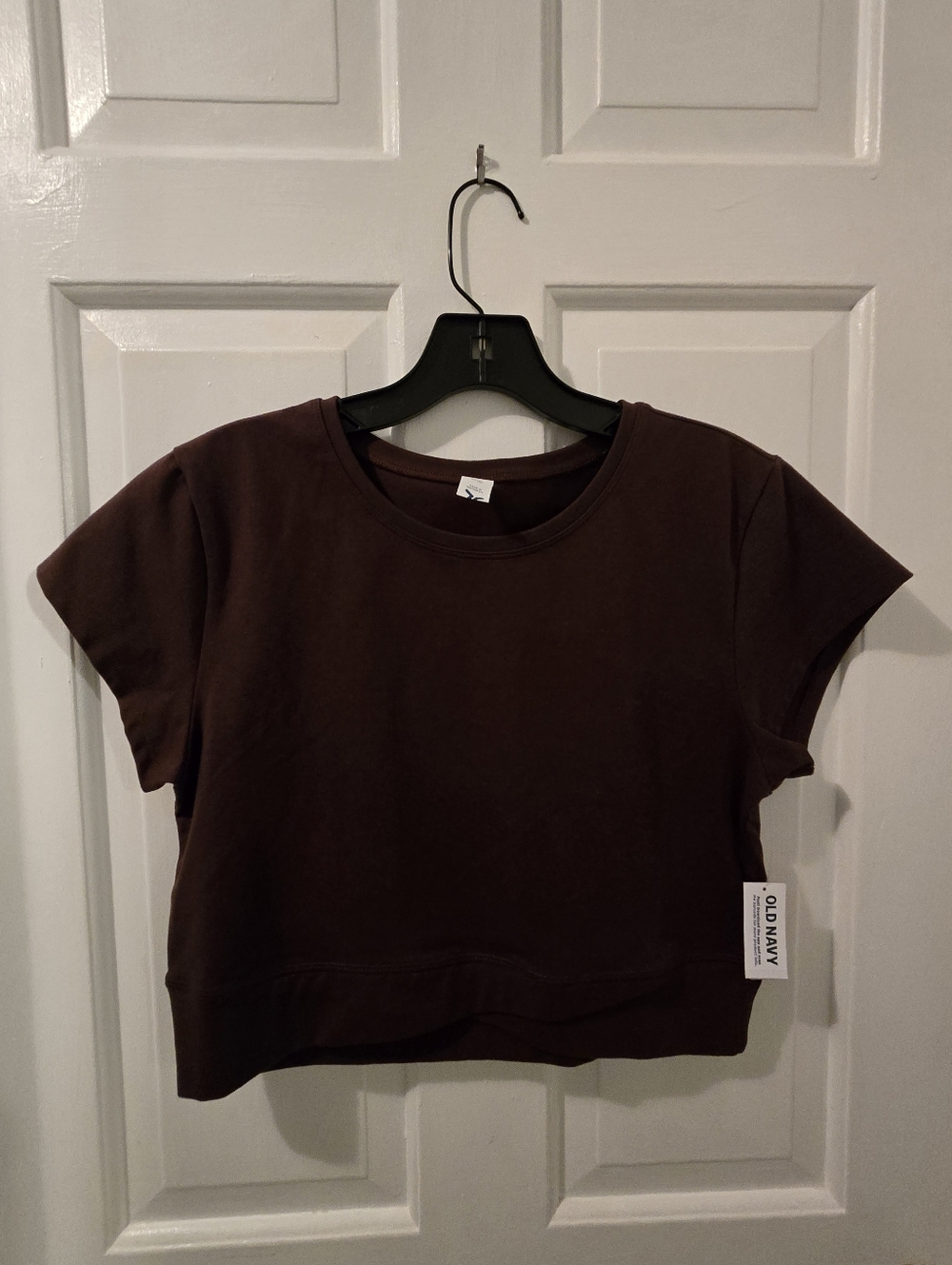 Old Navy Short Sleeve Cropped Tee in Brown
